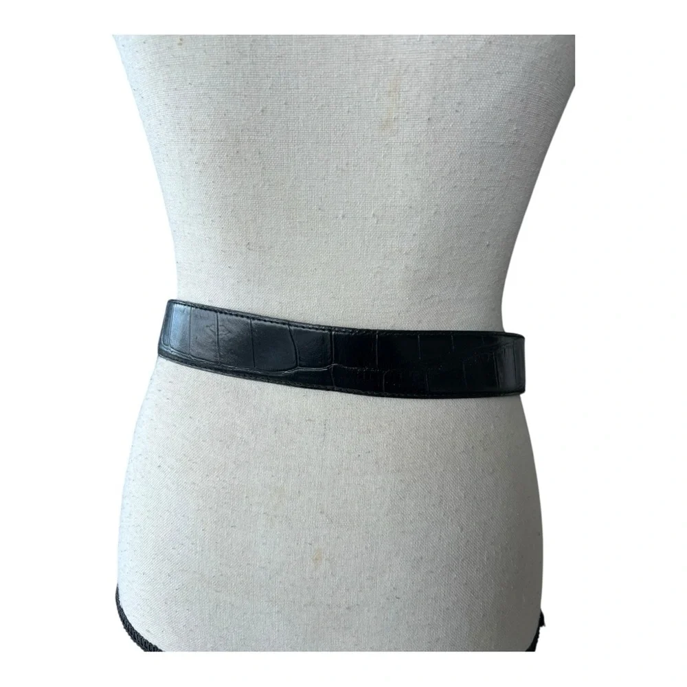 Vintage Black Croc-Patterned Belt Size M